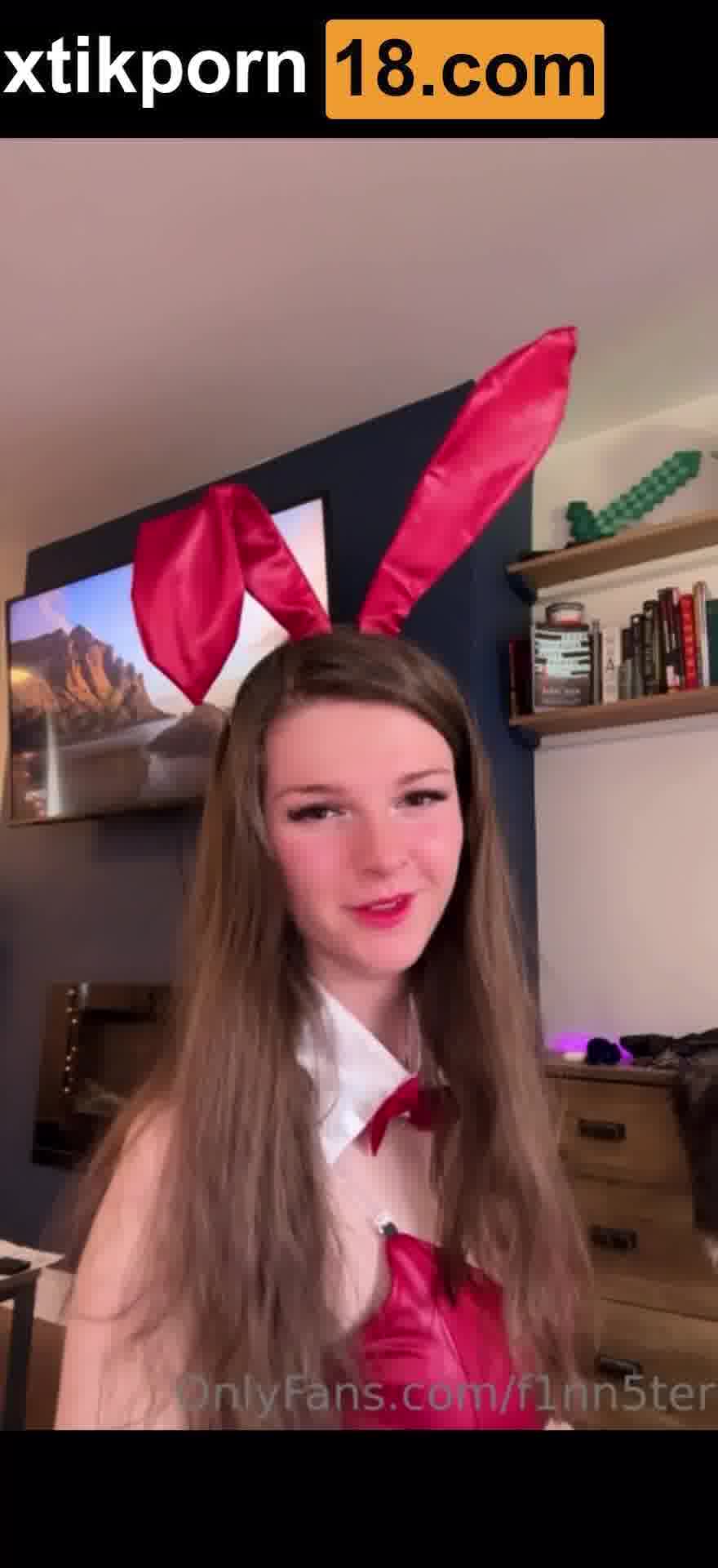 F1nn5ter Onlyfans  – Shower Body