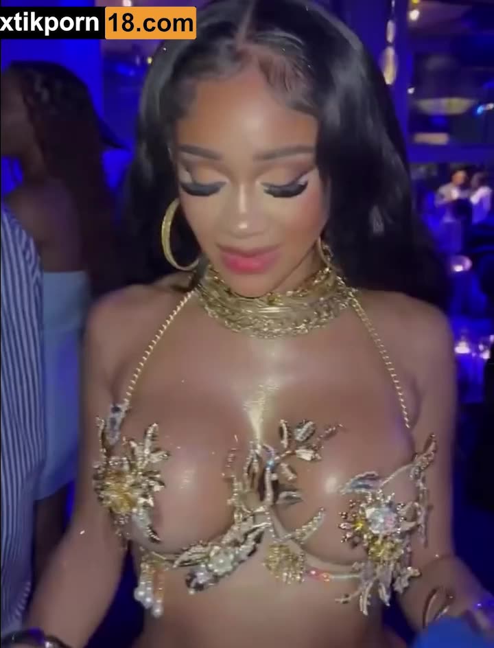 saweetie Show Big Boobs And Bouncing Ass Lewd