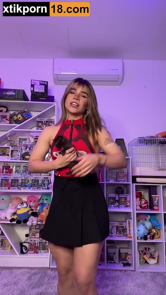 AlanaFlores Sexy Dancing Video