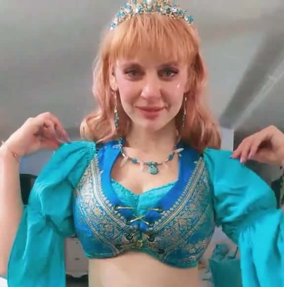 Joyful Aura Bikini Sexy Dancing