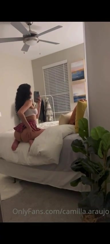 Camilla Araujo s Onlyfans – Jumbo Booty In Front Of The Mirror