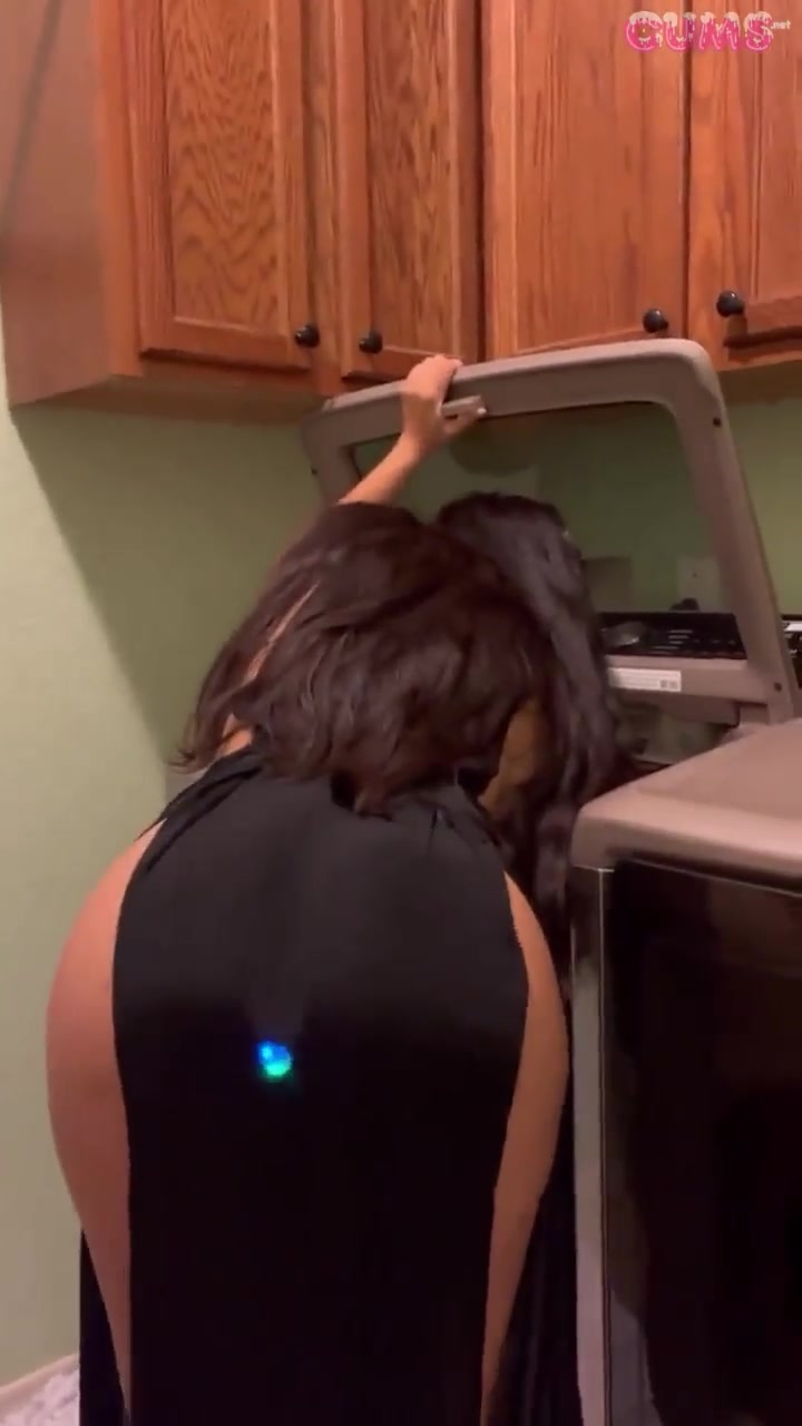 Cheeksprincesss/OfficialCheekyKim Anal Plug  Onlyfans