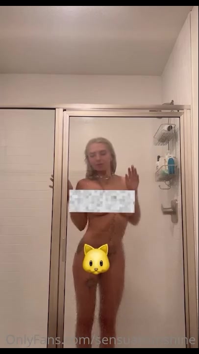 Sensualsunshine (Shanin Blake)  Onlyfans – Nude In Bathtub