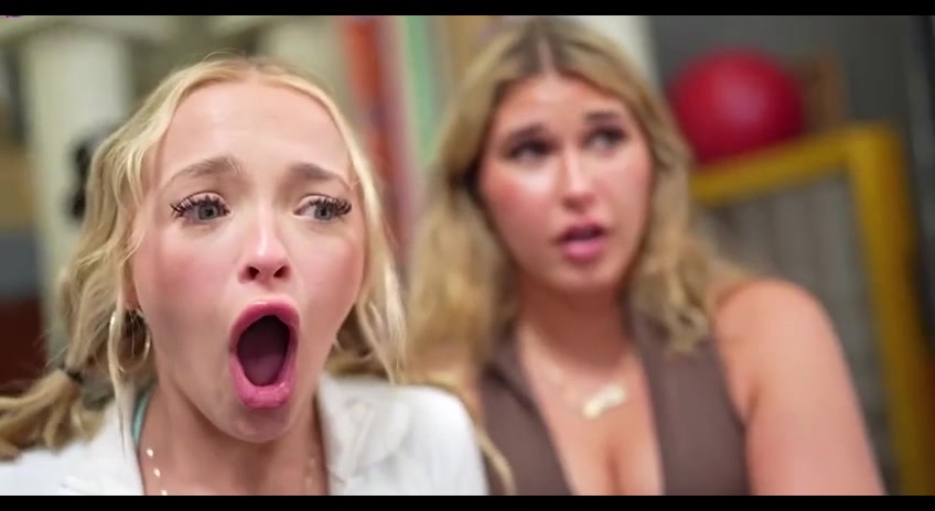 Alice Rosenblum & Julia Filippo HOT Video Sextape Gang Bang Onlyfans